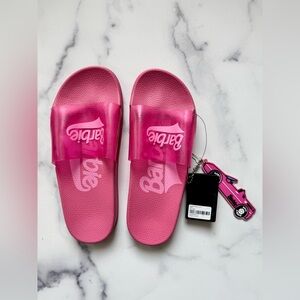 NEW WITH TAGS Pink and Clear Barbie x Forever 21 Flip Flop Sandals, Size 7